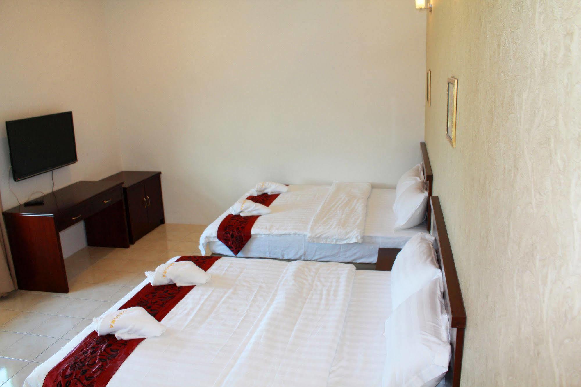 Havona Hotel - Taman Tropika Kulai Eksteriør billede