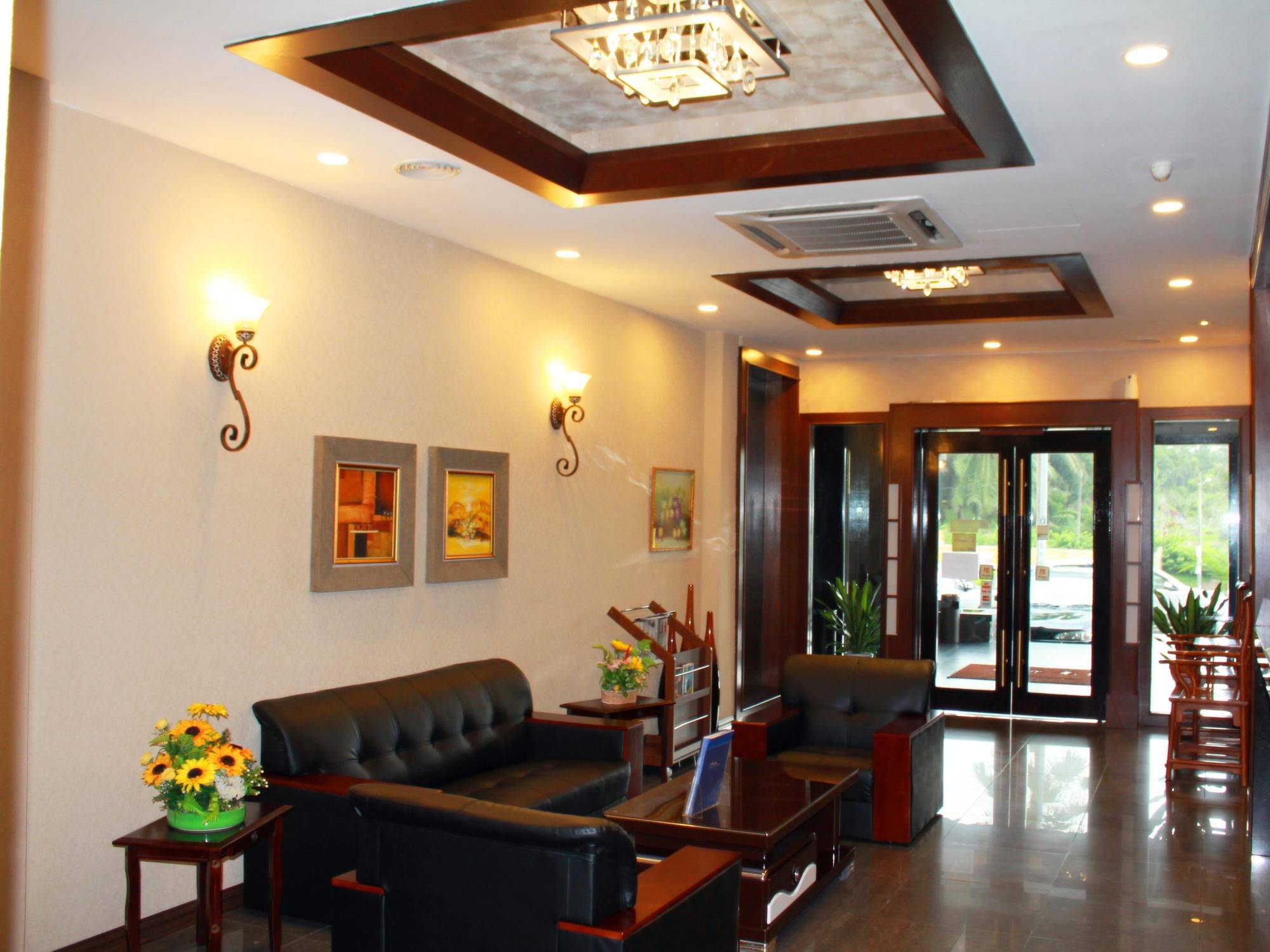 Havona Hotel - Taman Tropika Kulai Eksteriør billede
