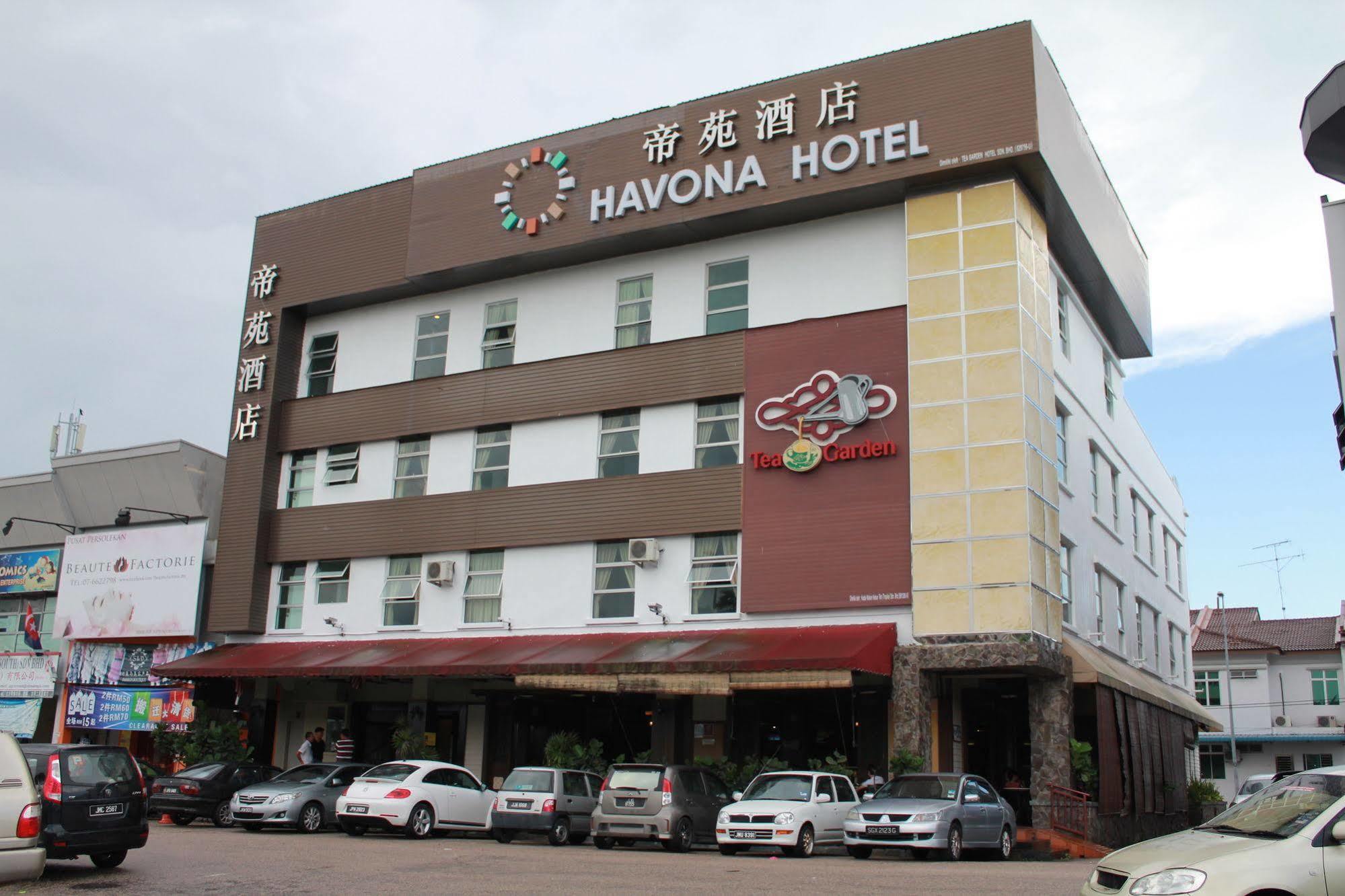 Havona Hotel - Taman Tropika Kulai Eksteriør billede
