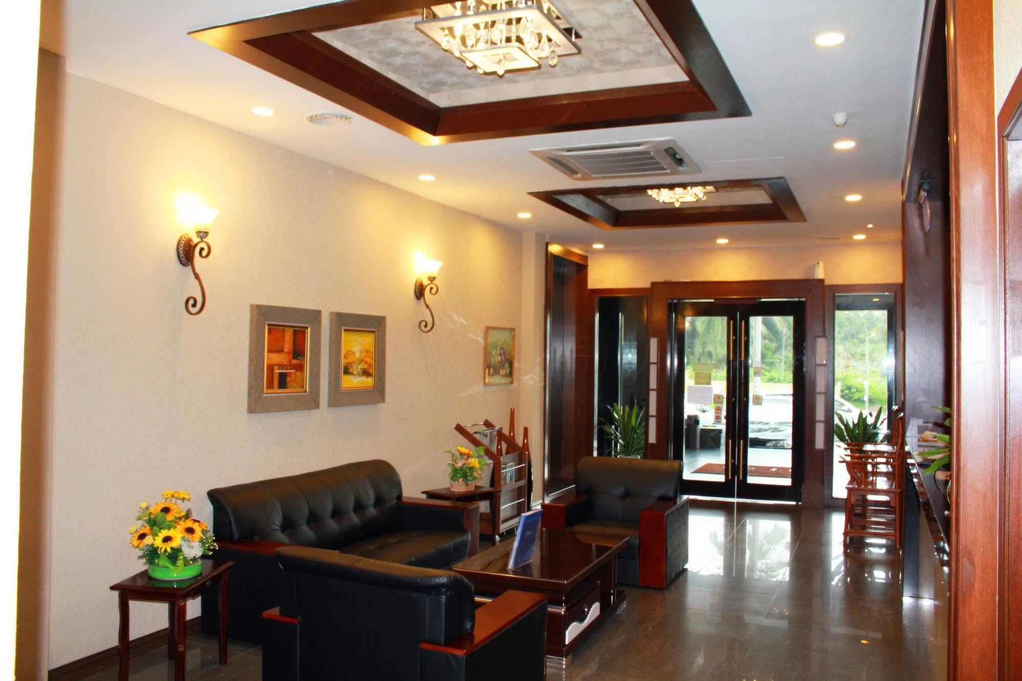 Havona Hotel - Taman Tropika Kulai Eksteriør billede